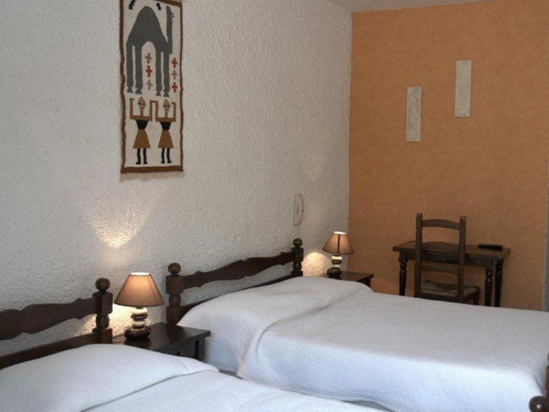 Hotel Le Colibri Lucciana  Rum bild