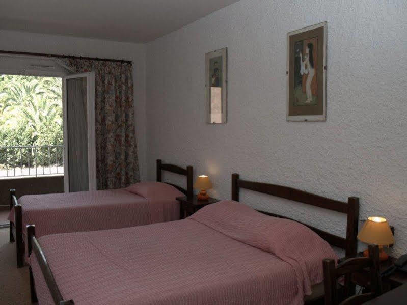 Hotel Le Colibri Lucciana  Exteriör bild